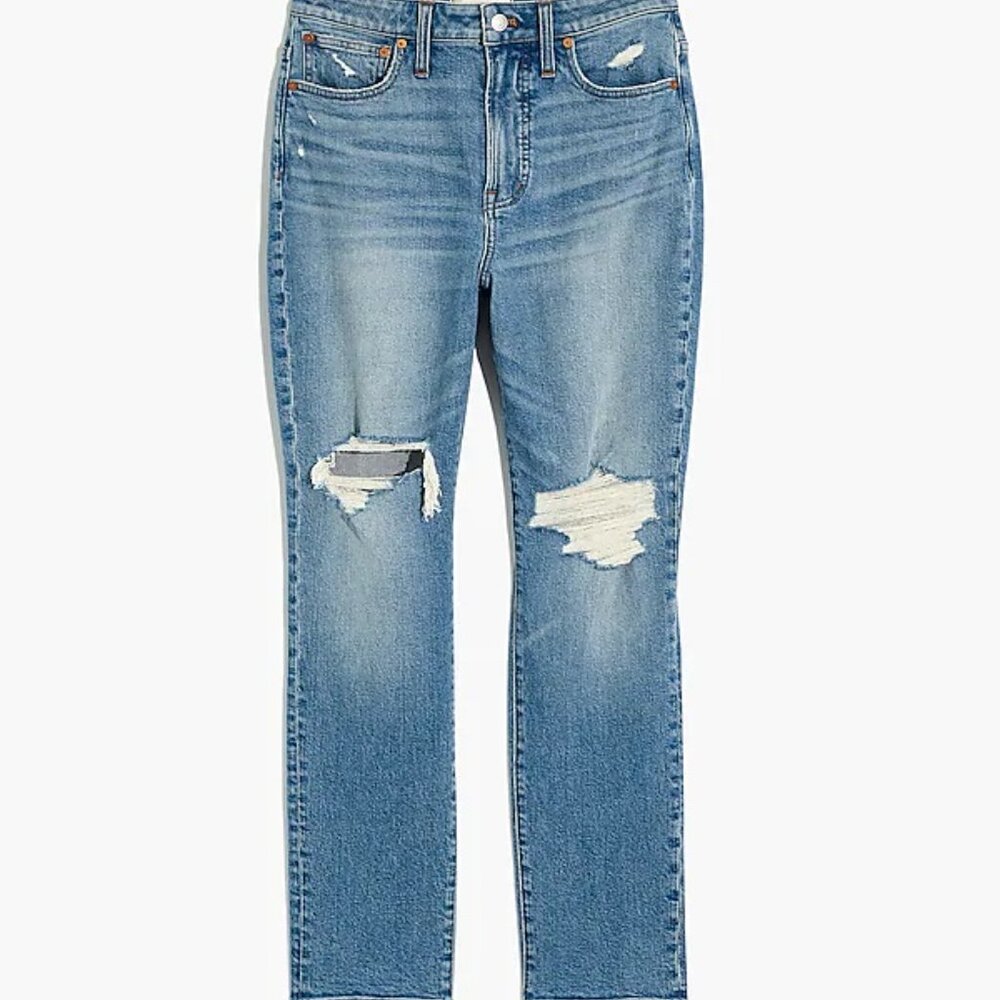 Madewell Petite Curvy Perfect Vintage Jean in Denman Wash: Ripped Edition